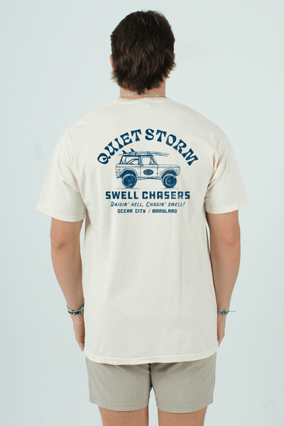 QSSS/HANES GEN-Men's PARCHMENT / S Swell Chasers Short Sleeve Tee