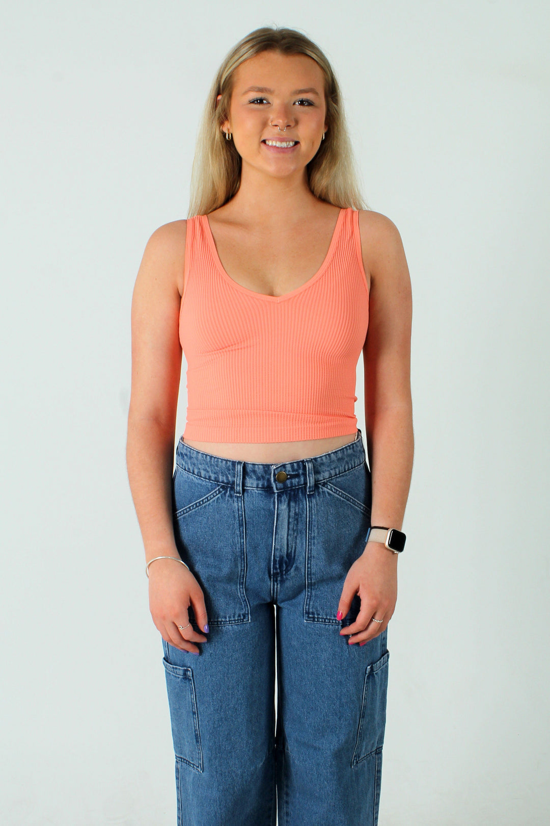 Fantaslook Trendy Short Sleeve T Shirts for Women, Crew Neck