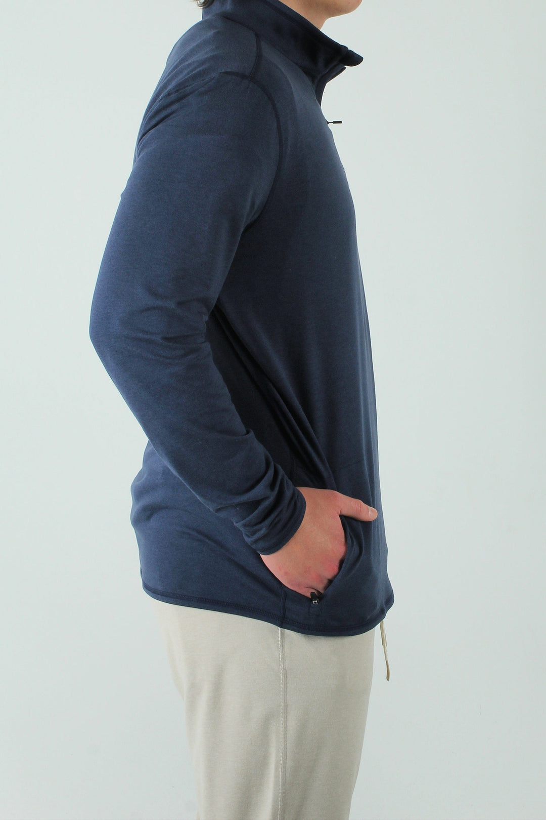 m-surf♡room306★Hi-neckBraidedKnitTops Stockholm Surfboard Club Printed Pocket T-Shirt Black – Très Bien