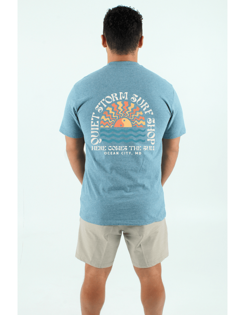 QSSS/PP Unisex DENIM HTHR / S Sunset Yang Short Sleeve Tee