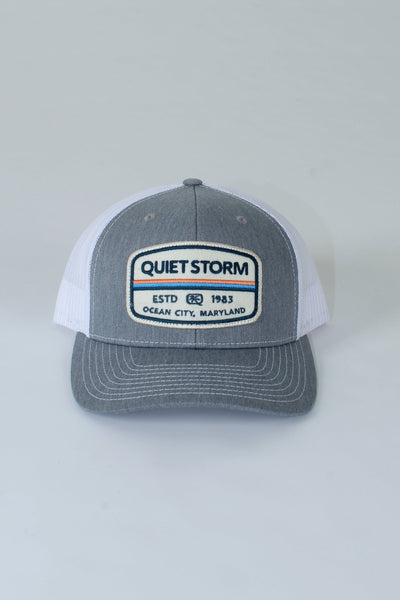 QSSS/RICHARDSON GEN-Men's Stripe Badge Patch Trucker Hat