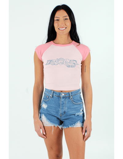 QSSS/WPRINT GEN-Women's PINKESQUE / XS Seashell Band Short Sleeve Raglan Tee