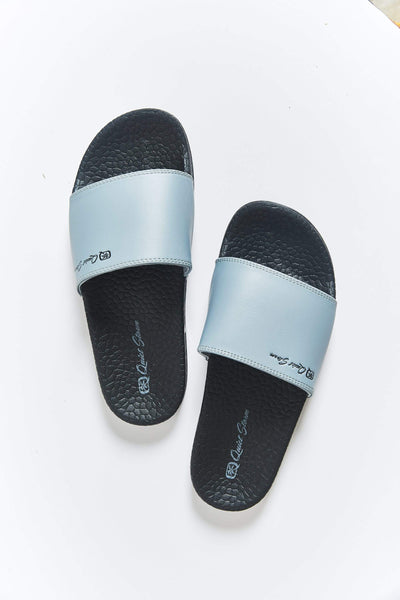 QSSS/FLOJOS Unisex GREY / 4 Swim Slide Sandals